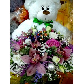 Корзина " Новогодний сюрприз"