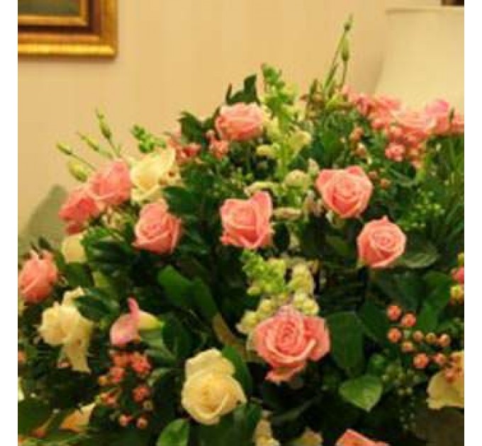 Композиция для гостинной "Приятный вечер"