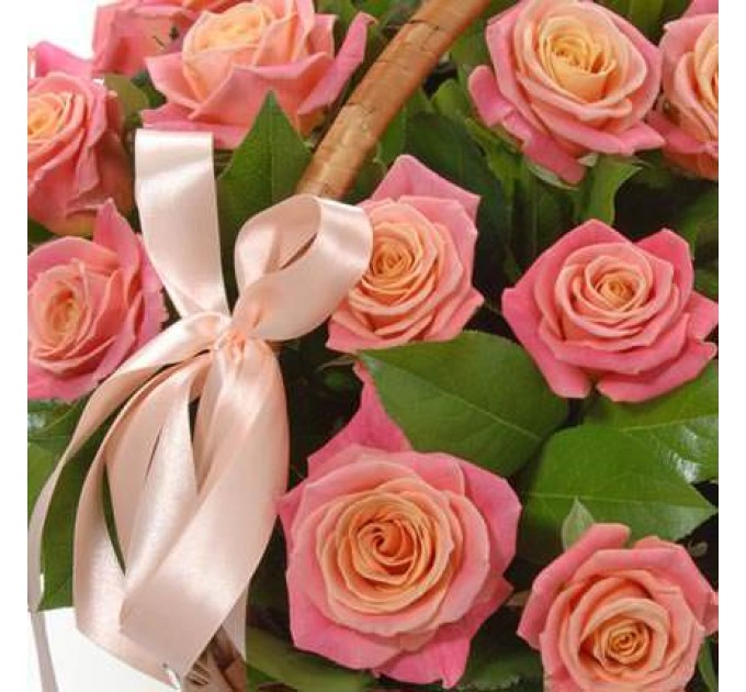 Корзина "25 розовых роз"