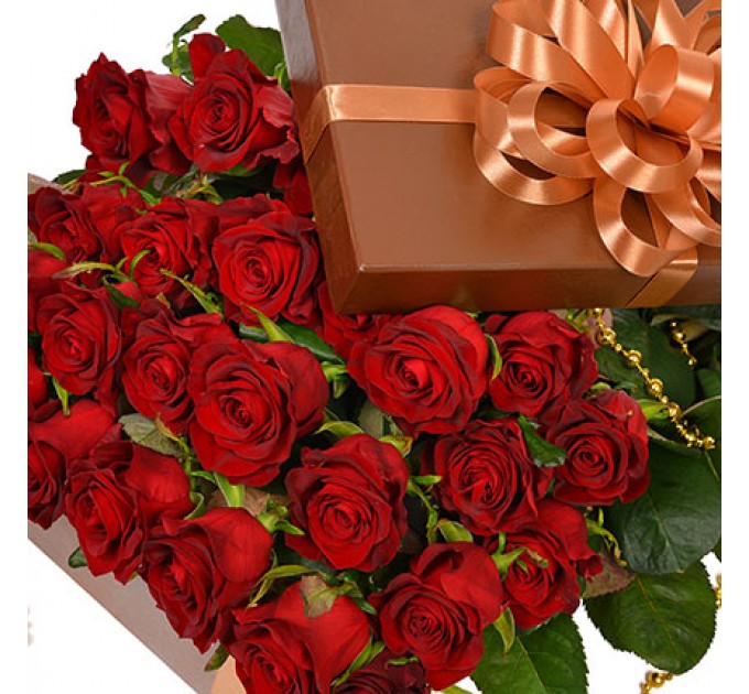 Цветы в коробке "25 красных роз!"
