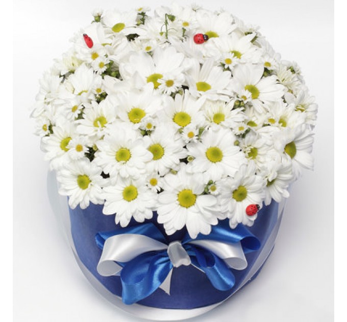 Цветы в коробке "Гадание на любовь"