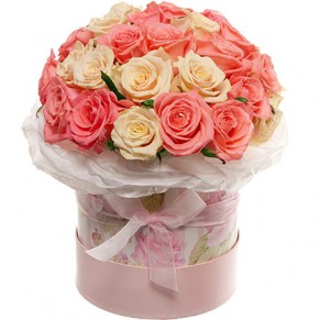 Цветы в коробке "Нежное чувство!"