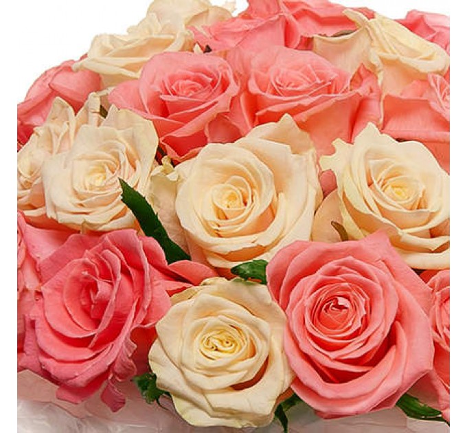 Цветы в коробке "Нежное чувство!"