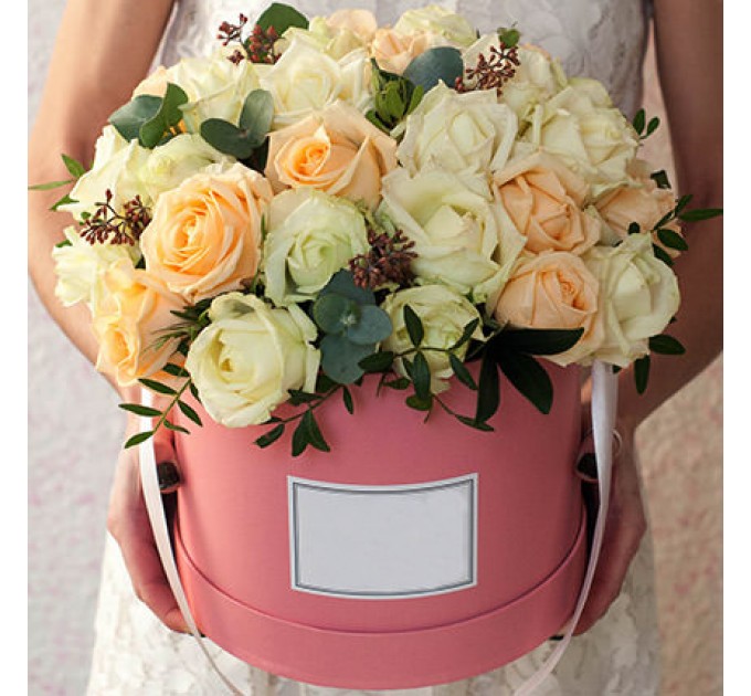 Цветы в коробке "Мэрилин Монро"