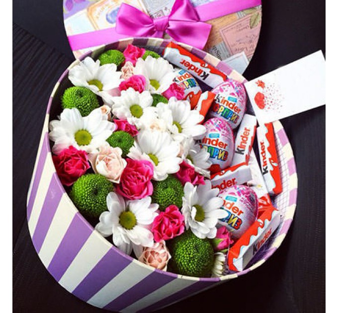 Цветы в коробке "Наслаждение"