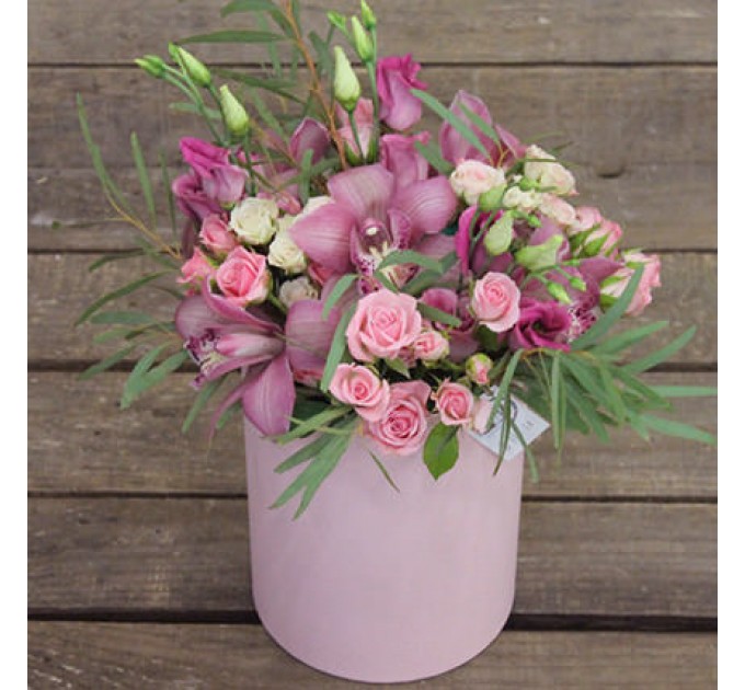 Цветы в коробке "Нефертити"