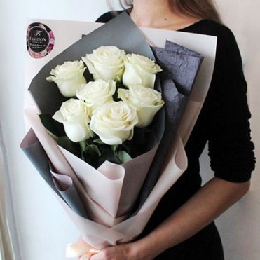 Букет "Изящный реверанс"