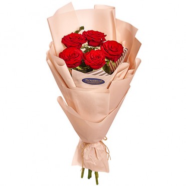 Букет в упаковке "5 красных роз"