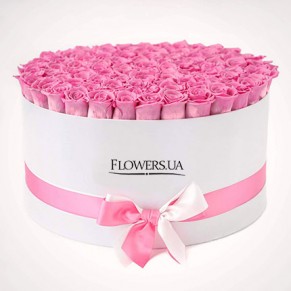 Цветы в коробке "101 розовая роза"