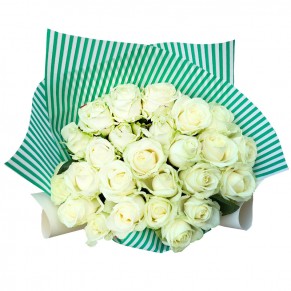 25 белых роз 60 см Аваланч