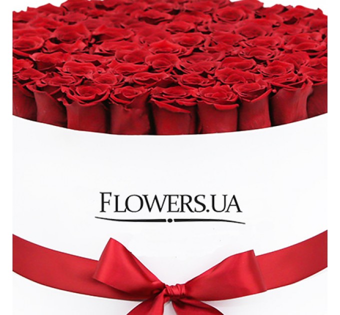 Цветы в белой коробке "101 красная роза"