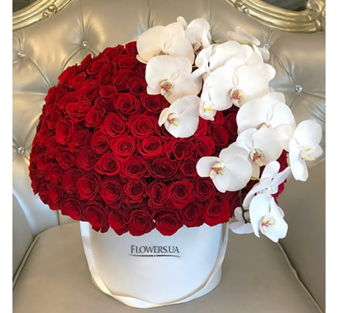 Квіти в коробці "Моєї половинки"