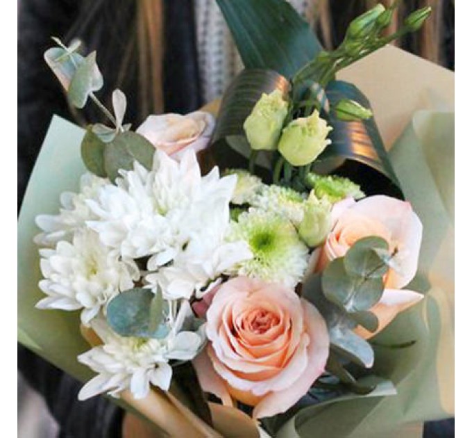 Купить Букет «Прекрасный комплимент» с Доставкой по Киеву: Ваш Отличный Выбор!