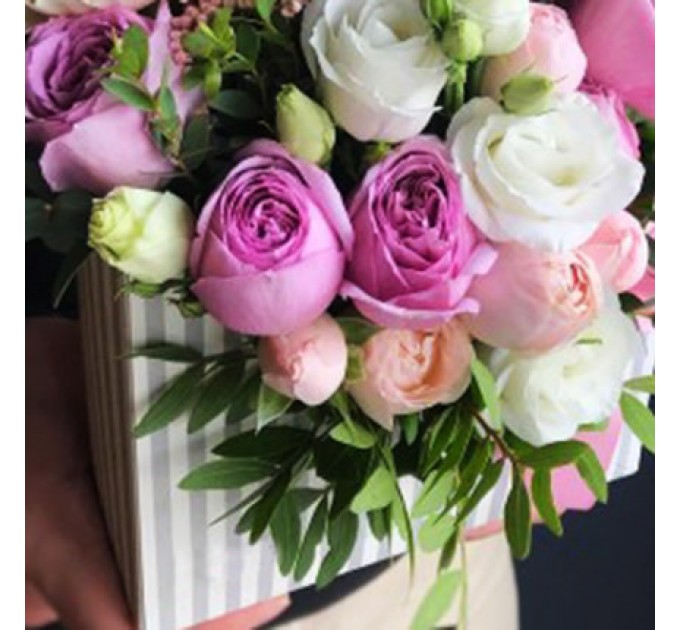 Композиция в кашпо "Прекрасная сказка"