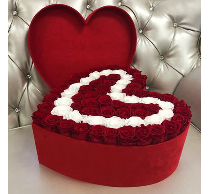 Композиция в коробке "Любовь в твоих глазах"