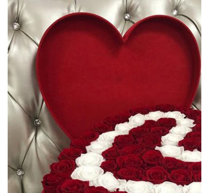 Композиция в коробке "Любовь в твоих глазах"