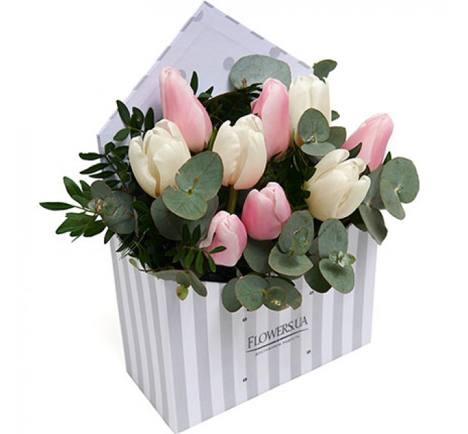 Композиция в кашпо "Маленькое чудо"