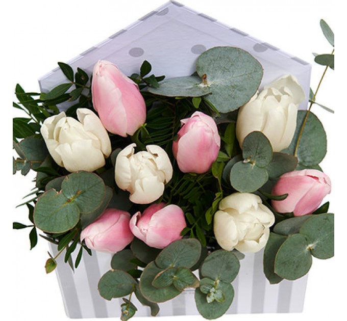 Композиция в кашпо "Маленькое чудо"