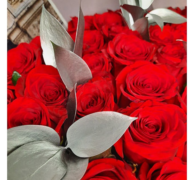 Серебряная коллекция "51 красная роза"