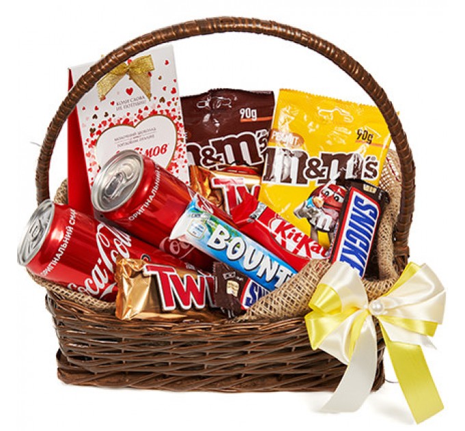 Подарочная корзина "Мечта сладкоежки"