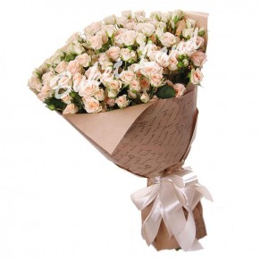 29 білих (бежевих) троянд спрей 60 см