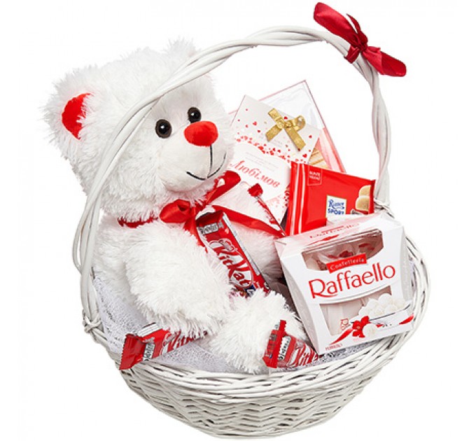 Подарочная корзина "Крошка моя"