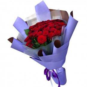 31 красная роза 60 см Гран При