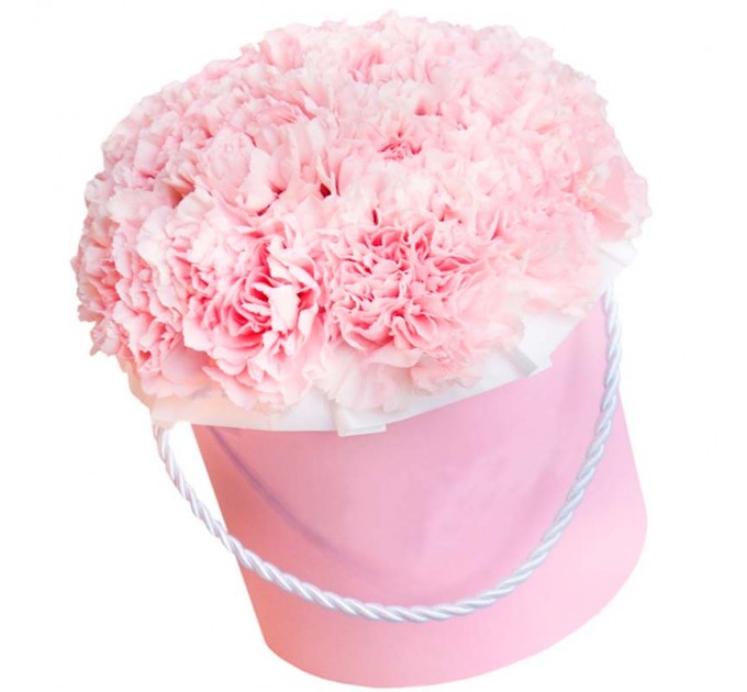 31 розовая гвоздика в ассортименте