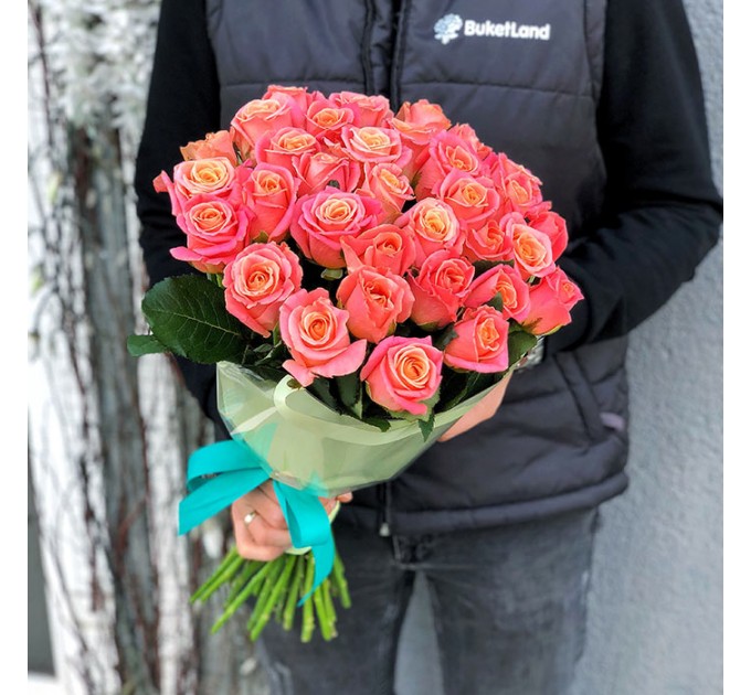 33 розы Мисс Пигги