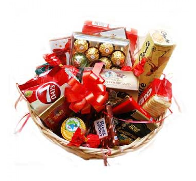 Подарочная корзина "Вкусный праздник"