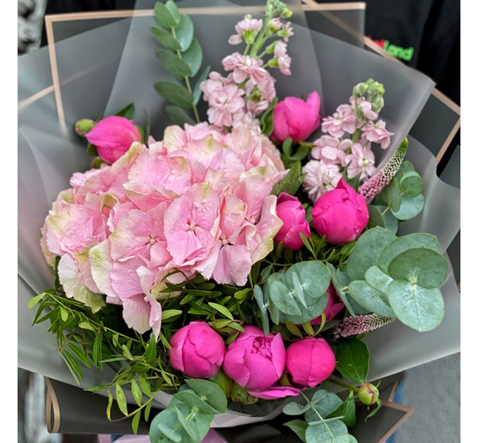 Авторский букет от флориста «Каролина»