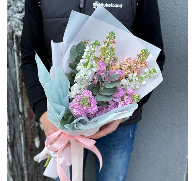 Букет цветов «Helen»