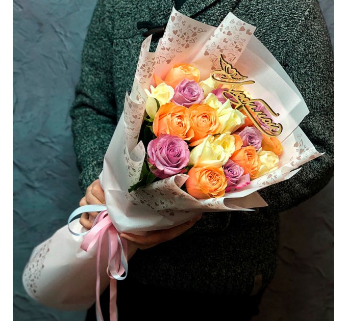 Букет з 21 троянди мікс «Улюбленою» 70 см