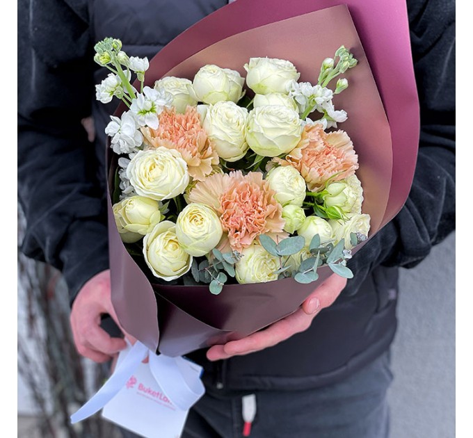 Букет от флориста в ассортименте «Нежное суфле»