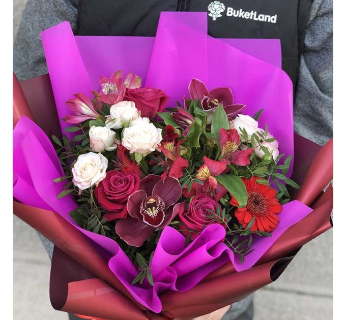 Букет цветов «Чистая любовь»