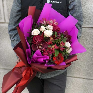 Букет цветов «Чистая любовь»