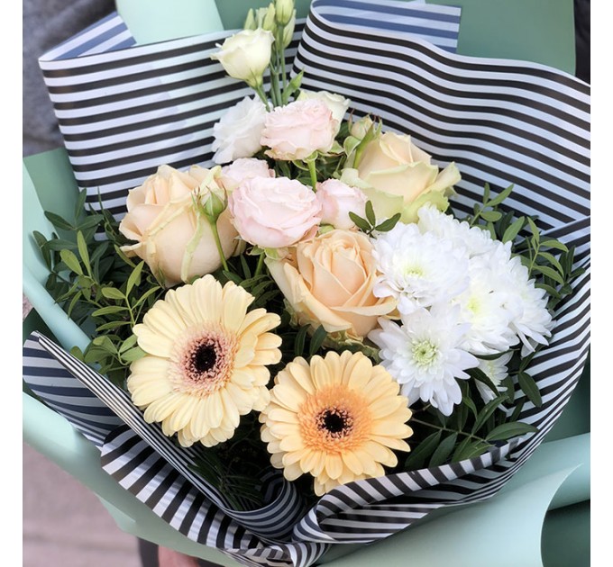 Букет цветов «Эмили»