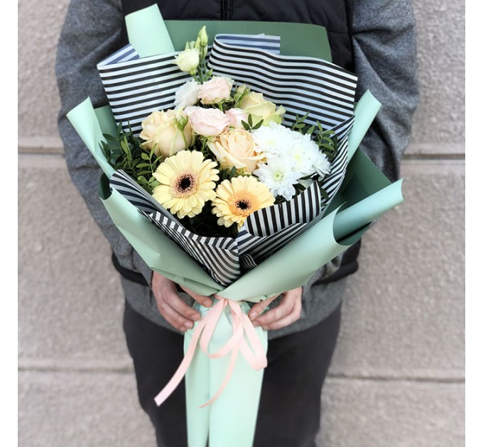 Букет цветов «Эмили»