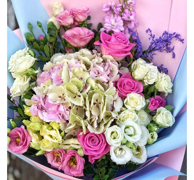 Букет цветов «Кантри Шарм Экзотик» - доставка цветов Киев и Украина