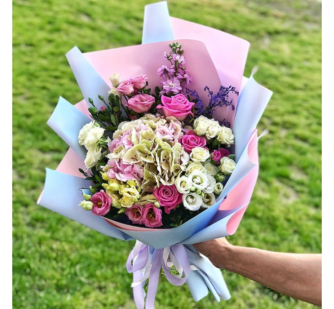 Букет цветов «Кантри Шарм Экзотик» - доставка цветов Киев и Украина