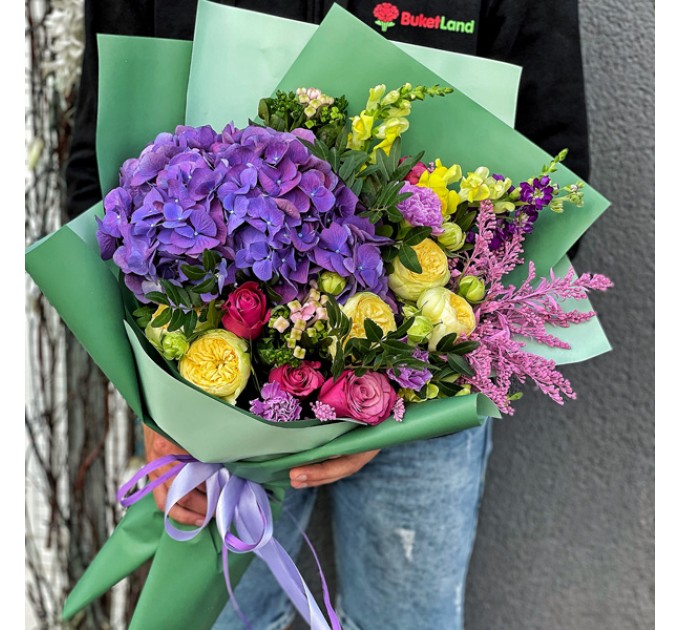 Букет цветов «Лаура»