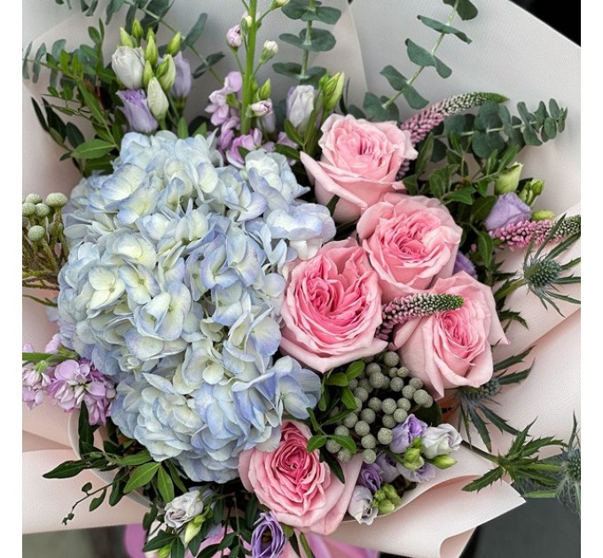 Букет цветов «Лоррен»