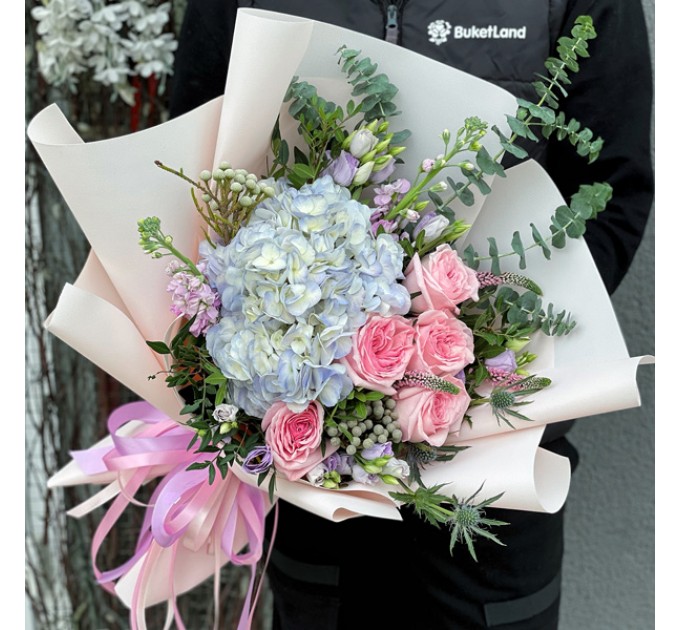 Букет цветов «Лоррен»