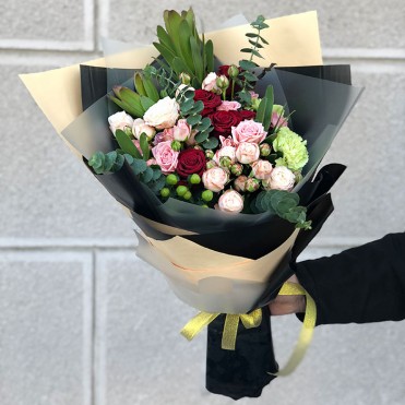 Букет цветов «Маргарет»