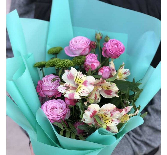 Букет цветов «Многоточие»