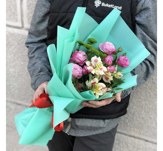 Букет цветов «Многоточие»