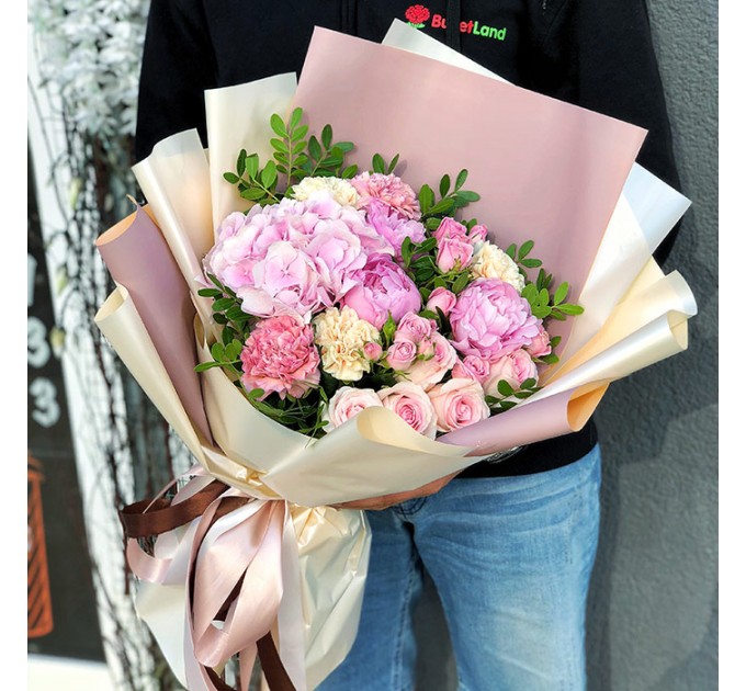 Букет цветов «Рассветные Облака»