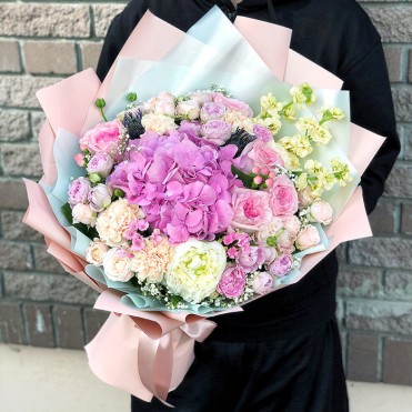 Букет цветов  «Цветочная Драгоценность»