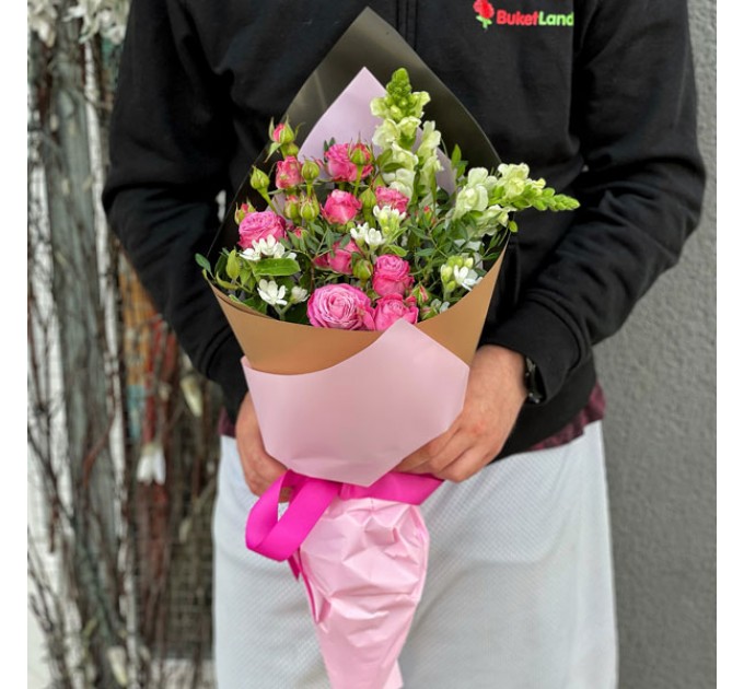 Букет цветов в ассортименте «Адель»