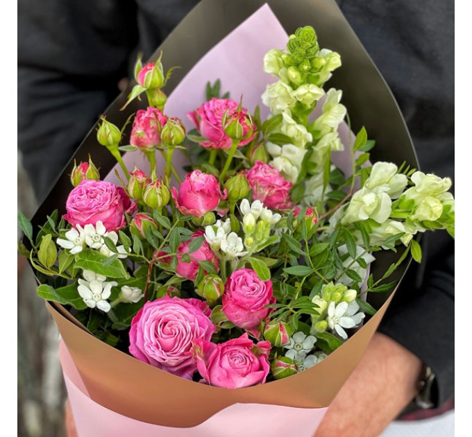 Букет цветов в ассортименте «Адель»